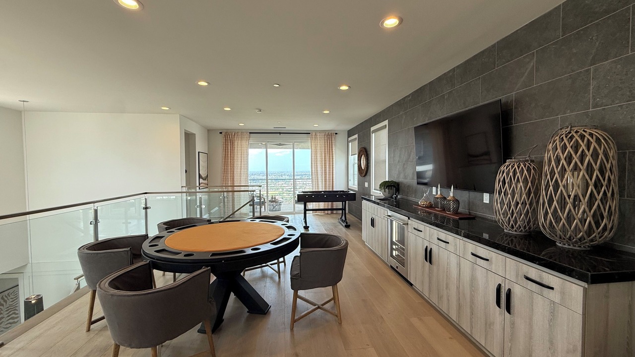 Photo of Others in Montebello