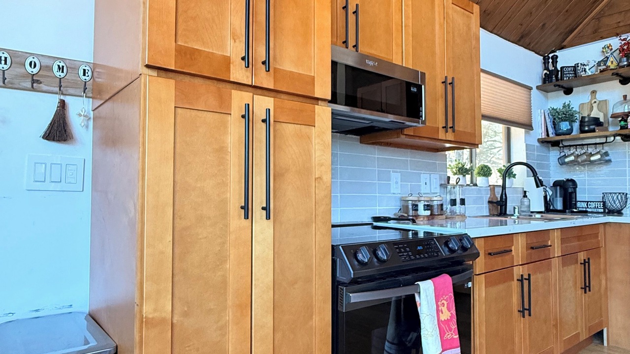 Photo of Kitchen in Pine Mountain Club