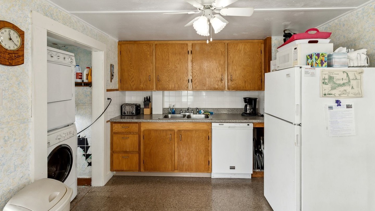 Photo of Kitchen in Wareham Center