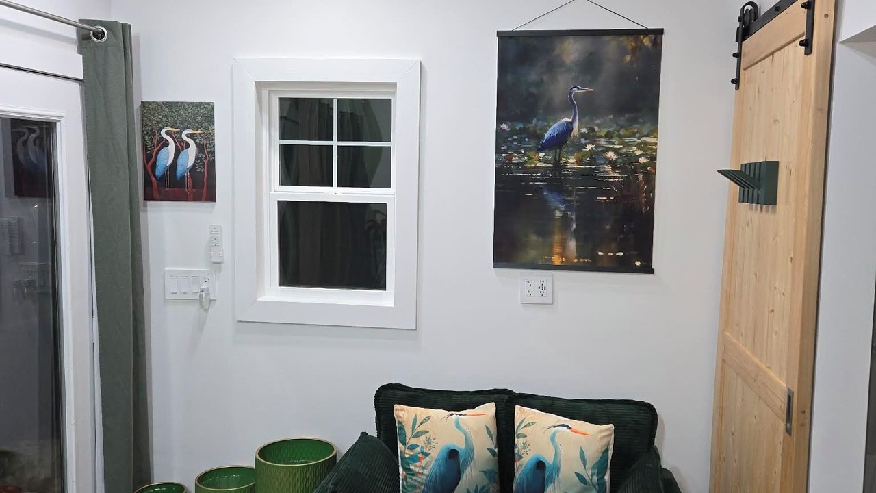 Photo of Livingroom in Little Creek