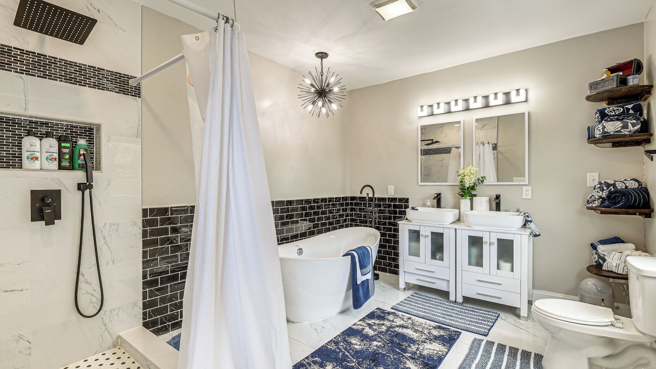 Photo of Bathroom in Marlow Heights