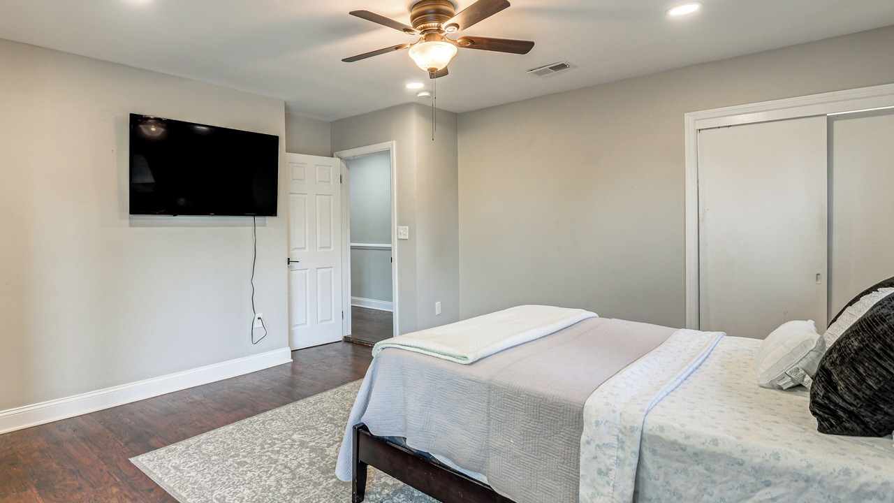 Photo of Bedroom in Marlow Heights