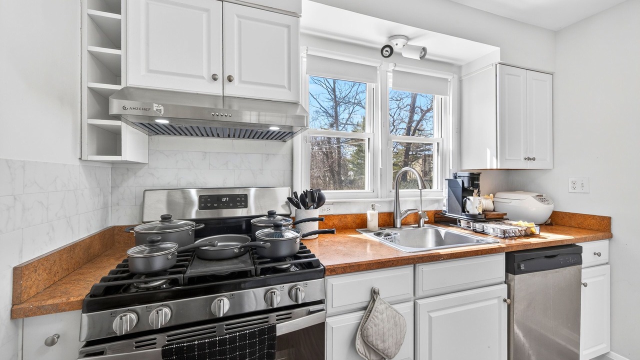 Photo of Kitchen in Mays Chapel