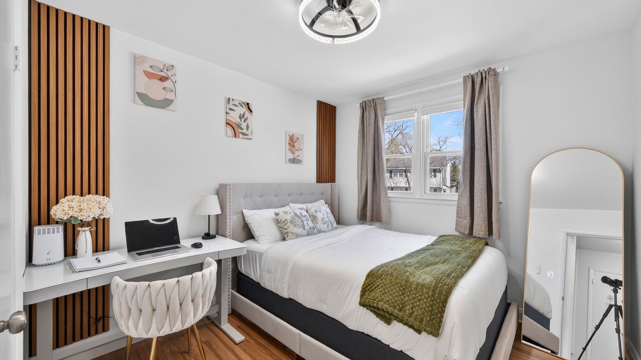 Photo of Bedroom in Mays Chapel