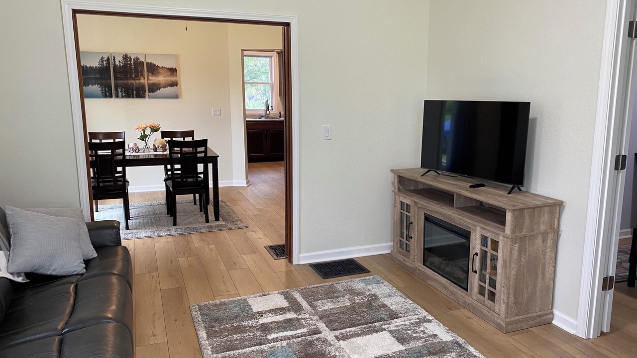 Photo of Livingroom in Dallas Center