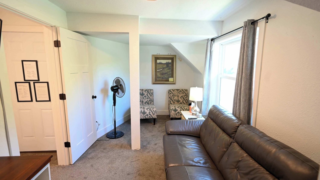 Photo of Livingroom in Kutzky Park