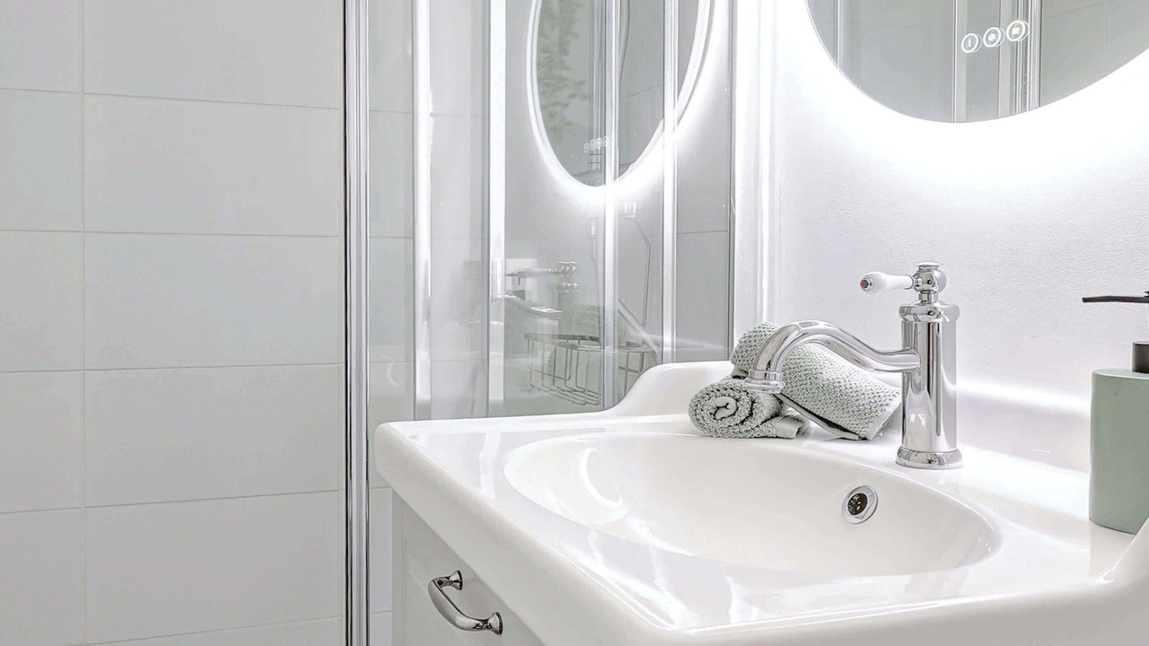 Photo of Bathroom in Notre-Dame-des-Champs