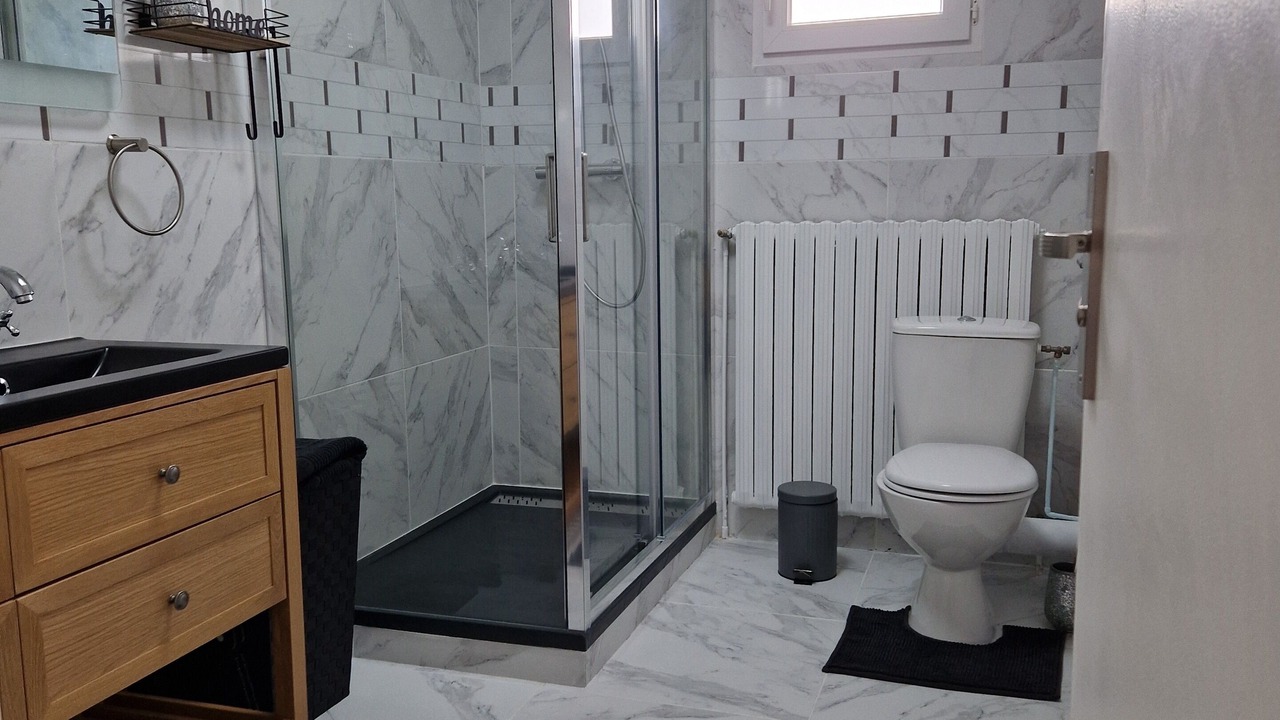 Photo of Bathroom in Chelles