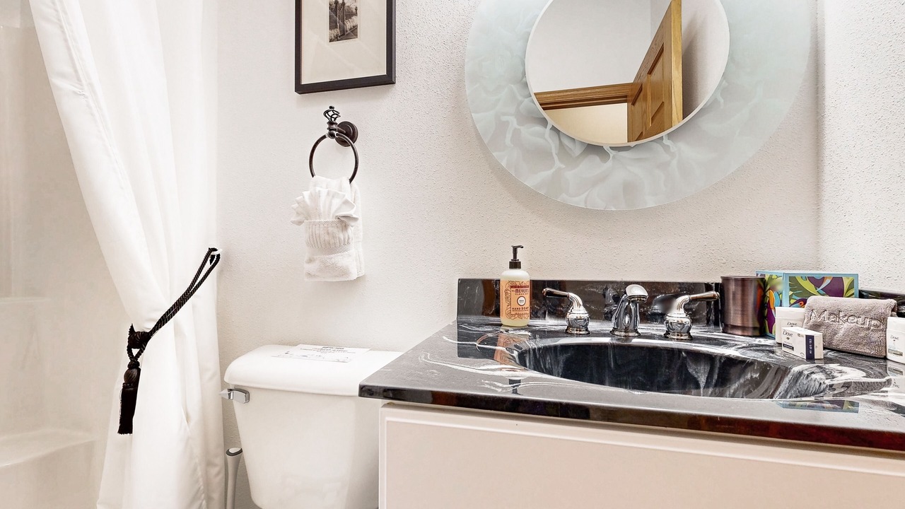 Photo of Bathroom in Arkdale