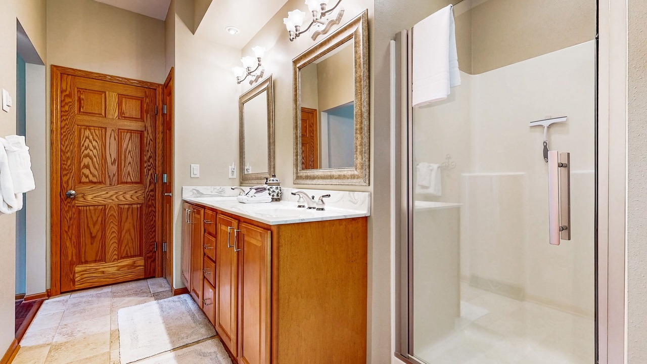 Photo of Bathroom in Arkdale