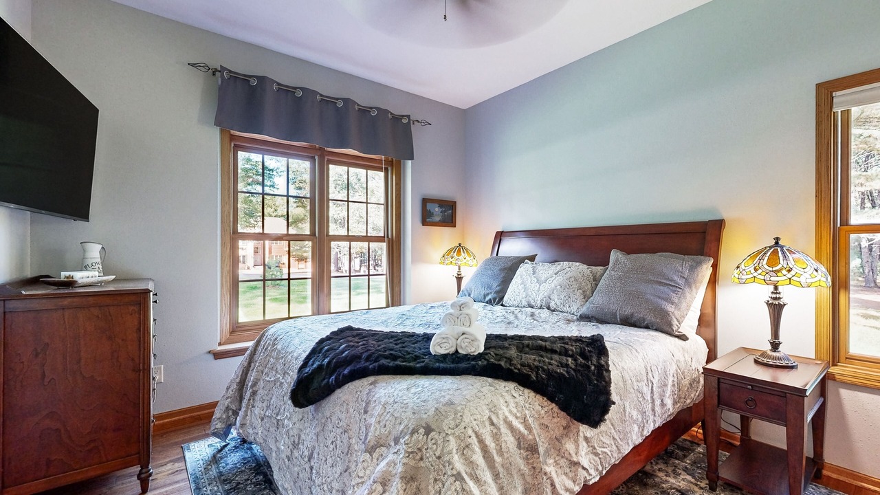 Photo of Bedroom in Arkdale