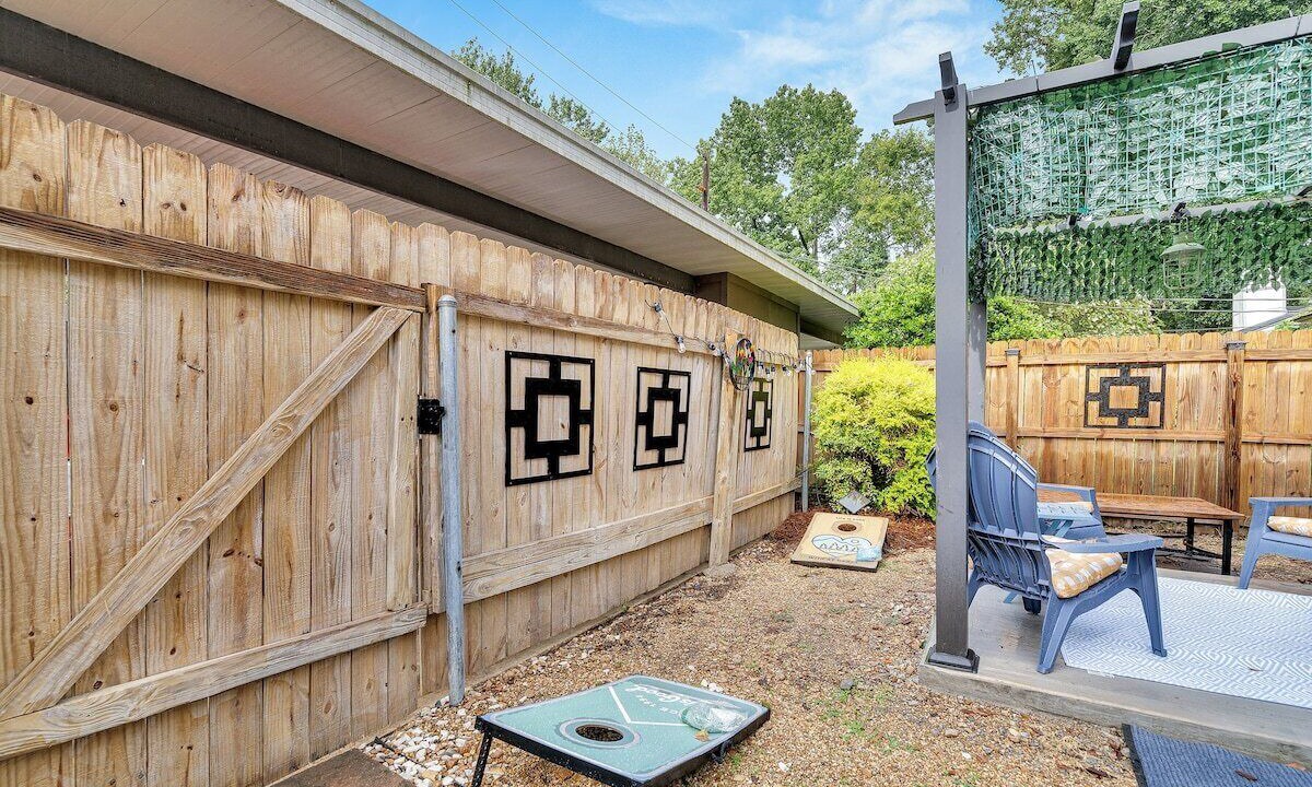 Photo of Outdoor in Highlands - Perkins