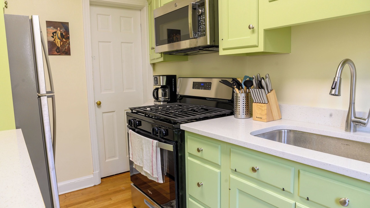 Photo of Kitchen in Northeast Alexandria