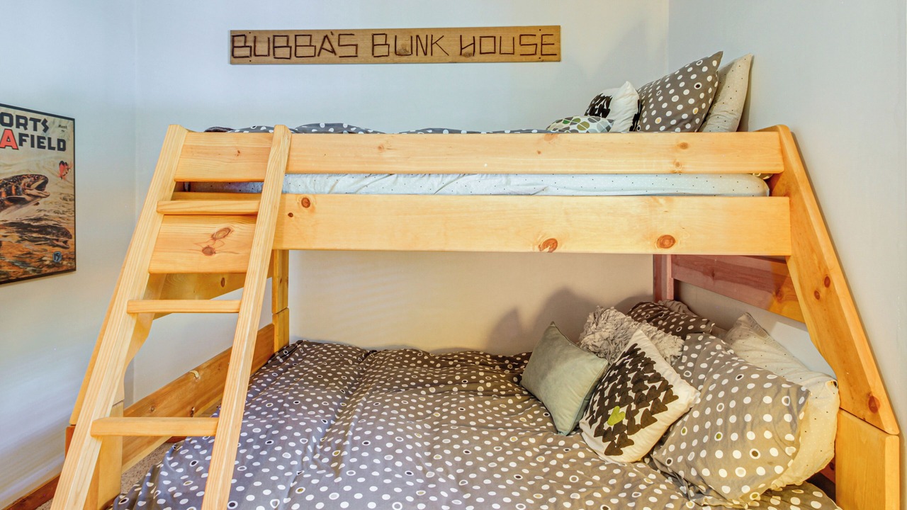 Photo of Bedroom in Pequot Lakes