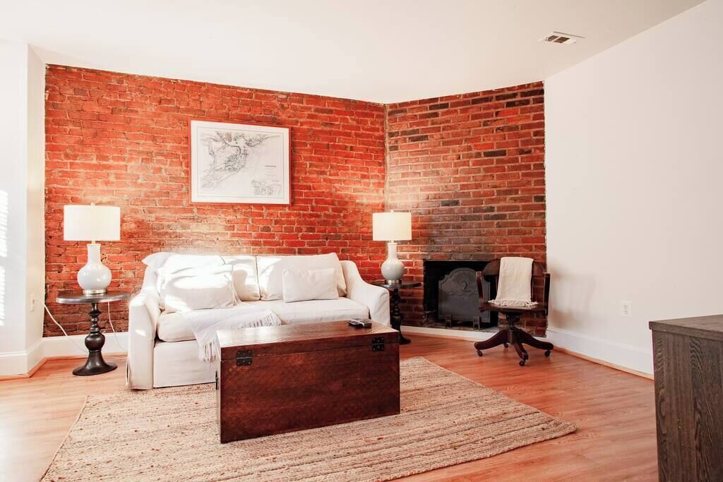 Photo of Livingroom in Capitol Hill