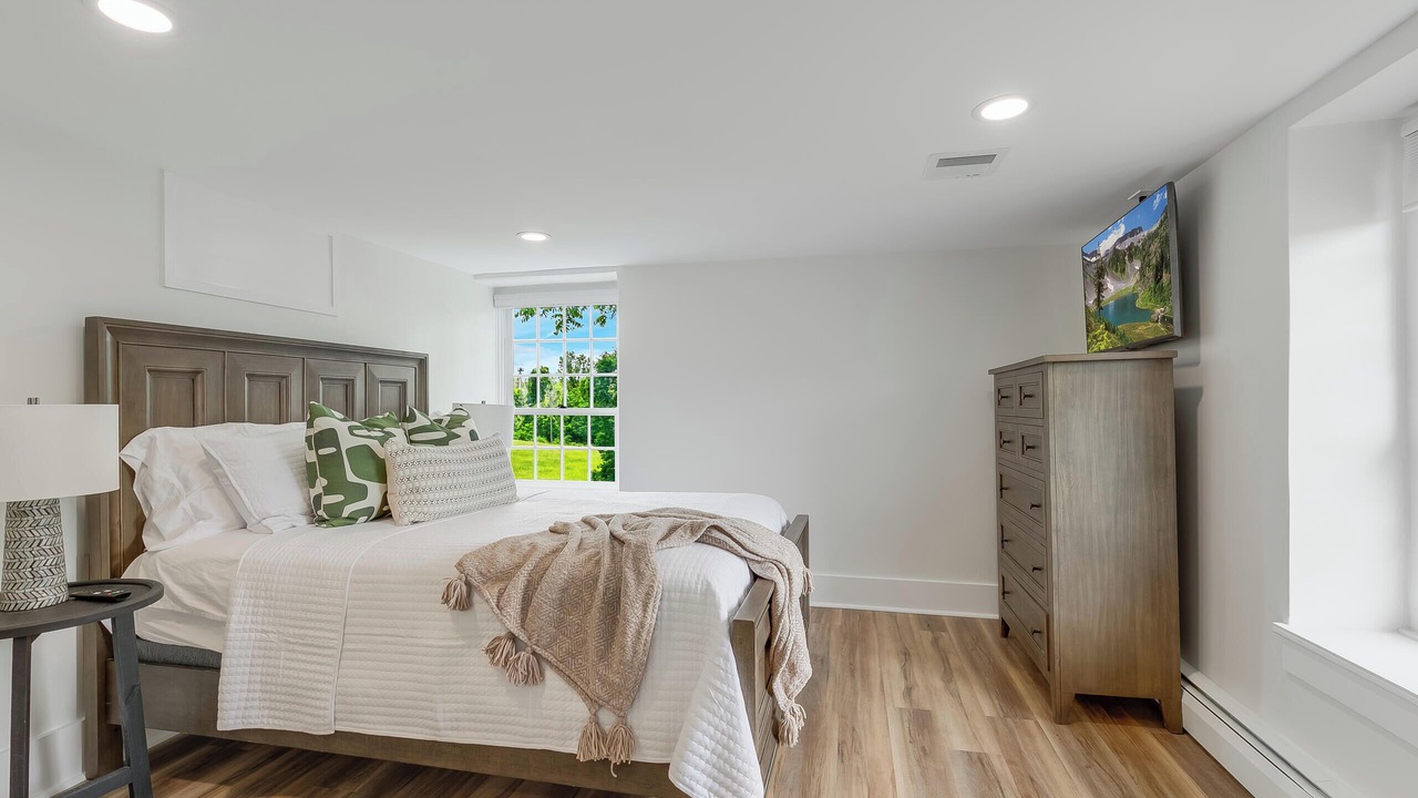 Photo of Bedroom in Hamilton