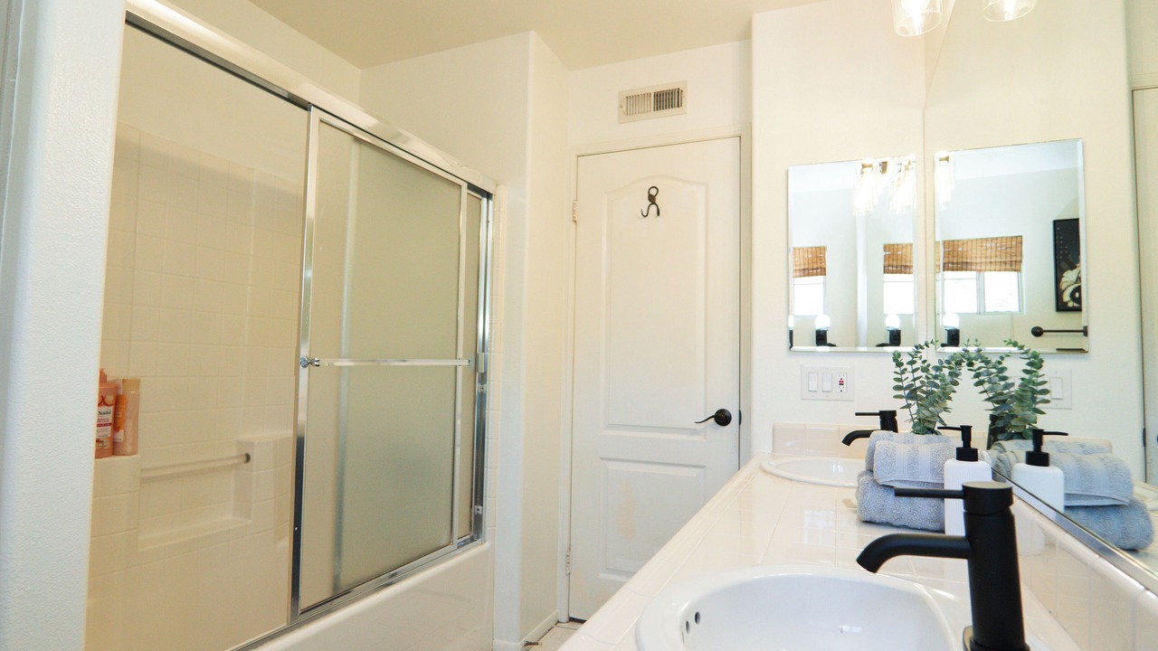 Photo of Bathroom in Moreno Valley