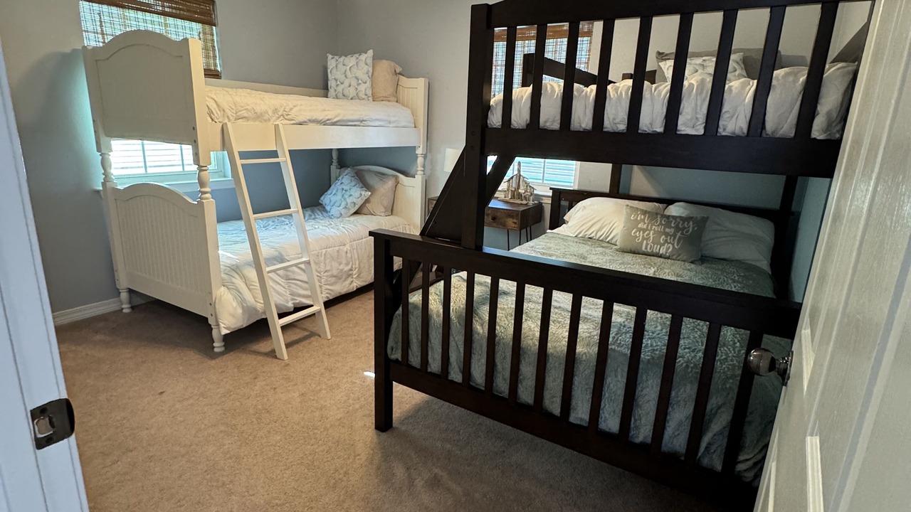 Photo of Bedroom in Shoreline Park