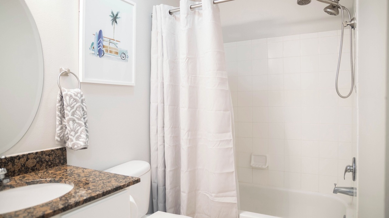 Photo of Bathroom in Gulf Park Estates