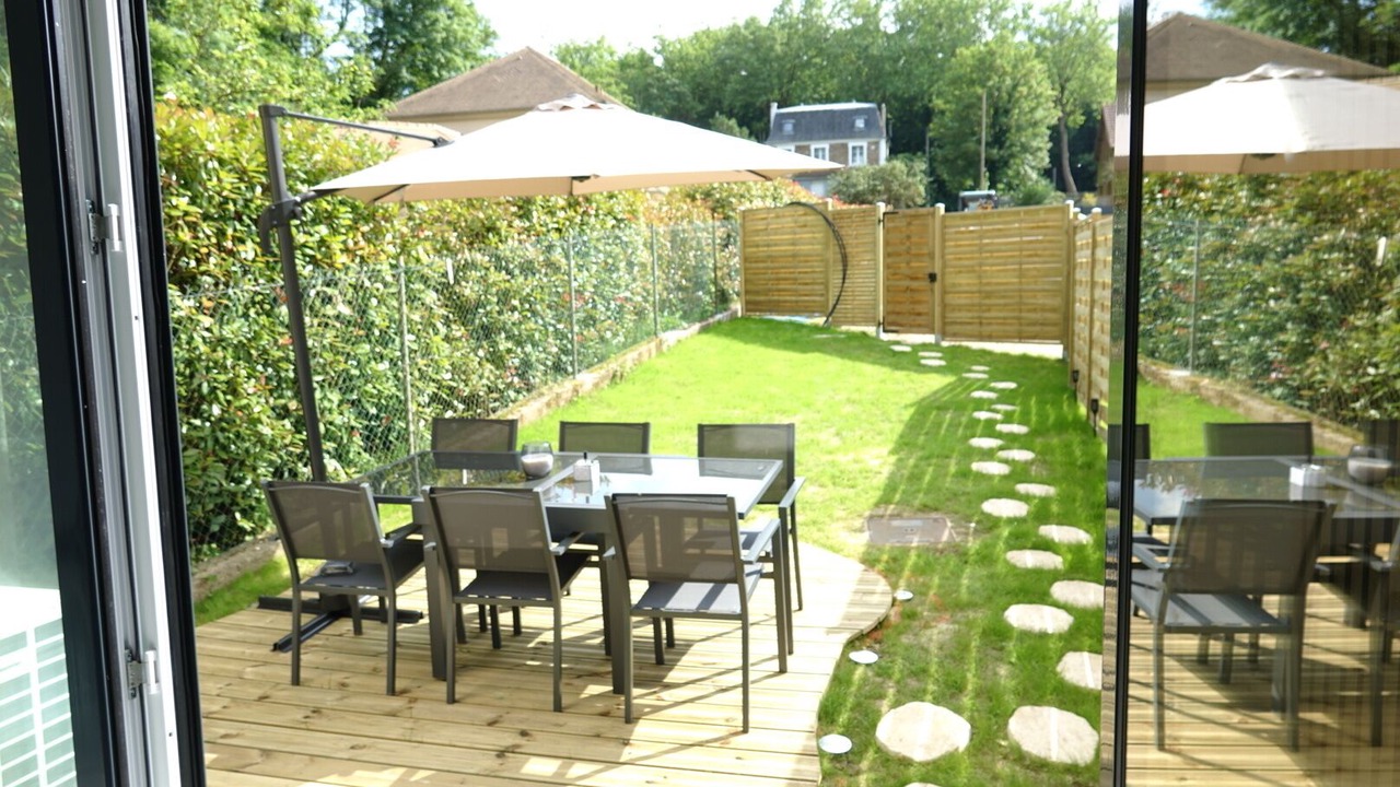 Photo of Outdoor in Bievres