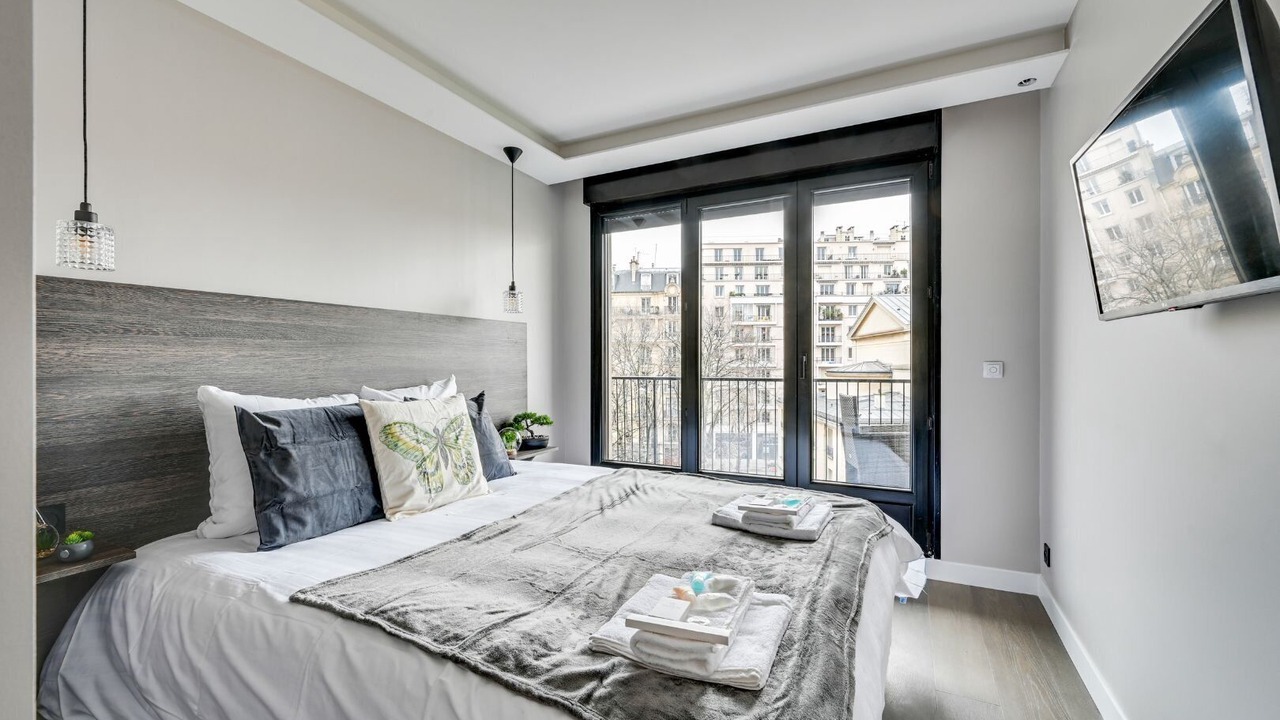 Photo of Bedroom in 15th Arrondissement
