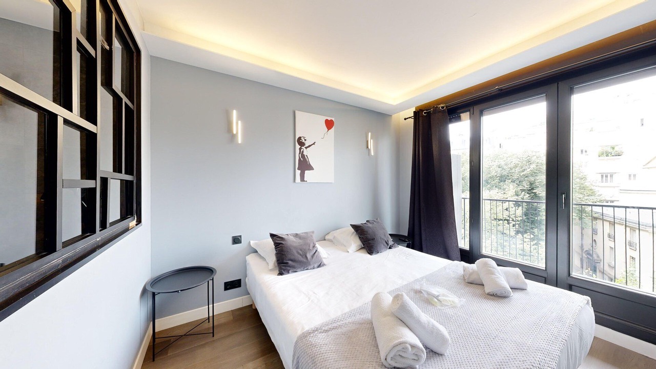 Photo of Bedroom in 15th Arrondissement