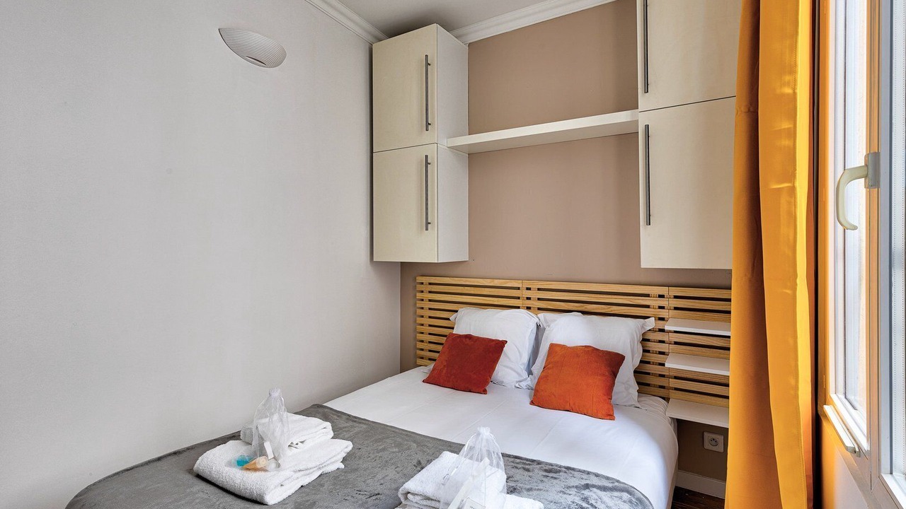 Photo of Bedroom in Batignolles