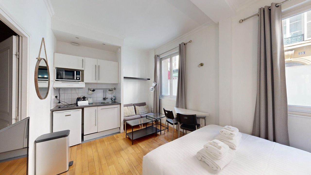 Photo of Bedroom in Batignolles