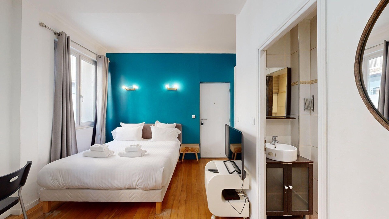 Photo of Bedroom in Batignolles