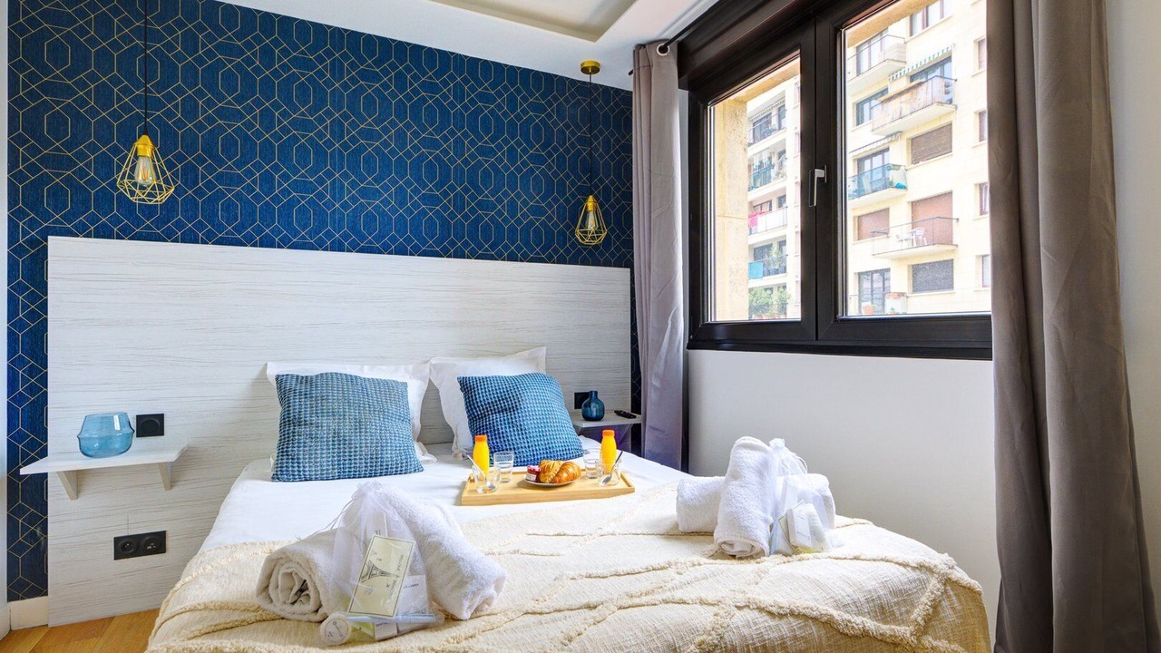 Photo of Bedroom in 15th Arrondissement
