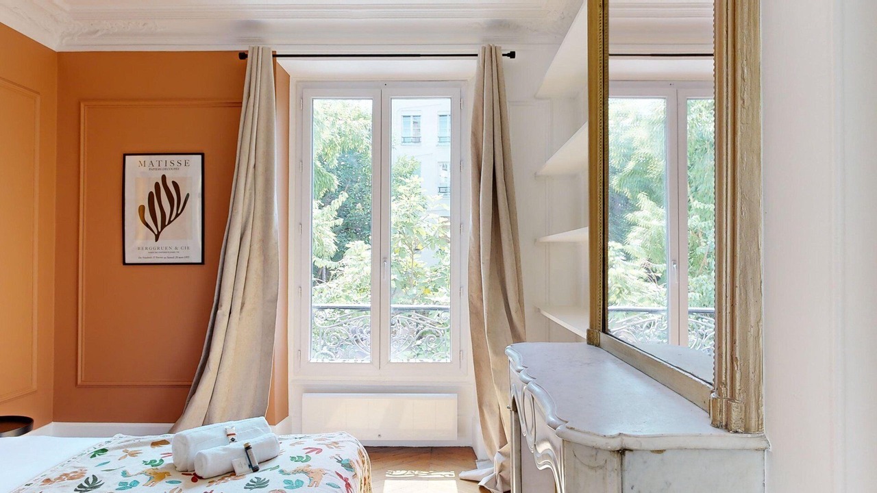 Photo of Bedroom in Batignolles