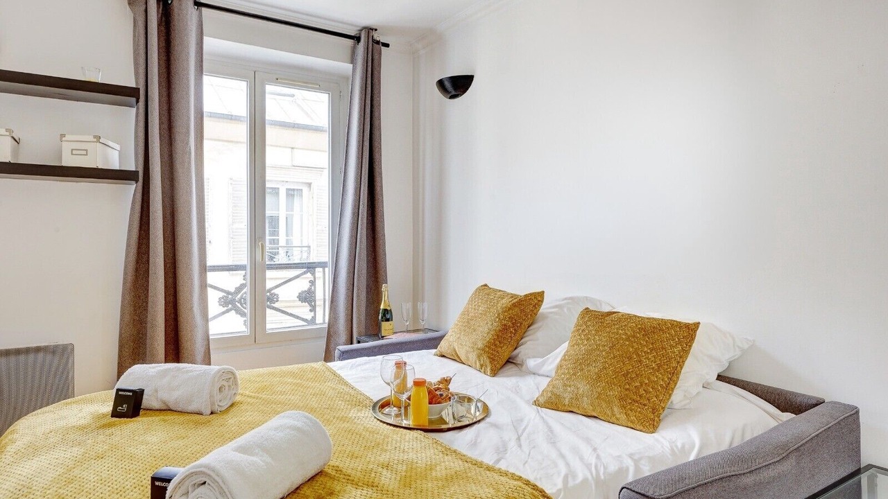 Photo of Bedroom in Batignolles