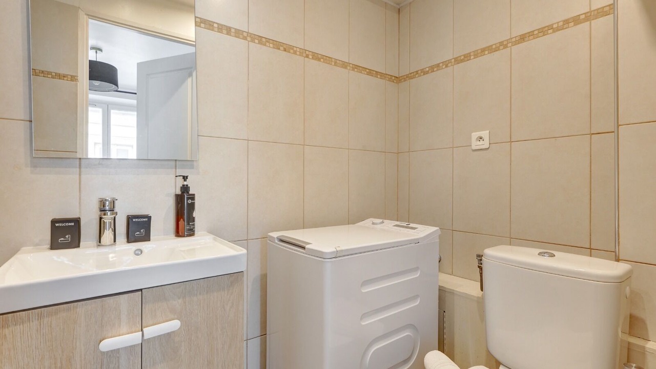 Photo of Bathroom in Batignolles