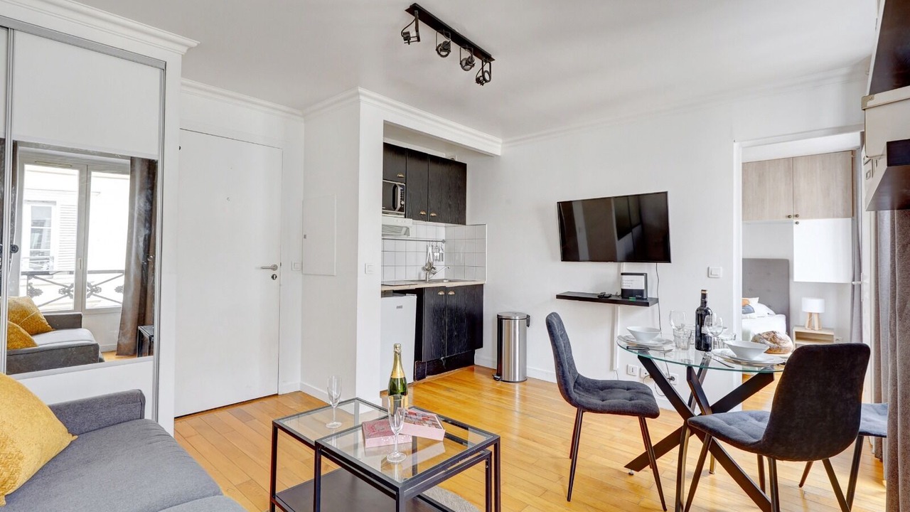 Photo of Livingroom in Batignolles