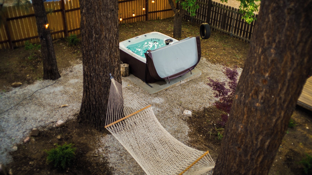 Photo of Outdoor in Woodlands