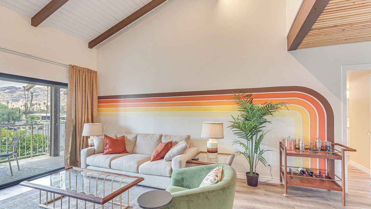 Photo of Bedroom in Canyon Corridor