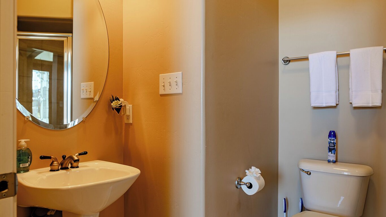 Photo of Bathroom in Rosedale