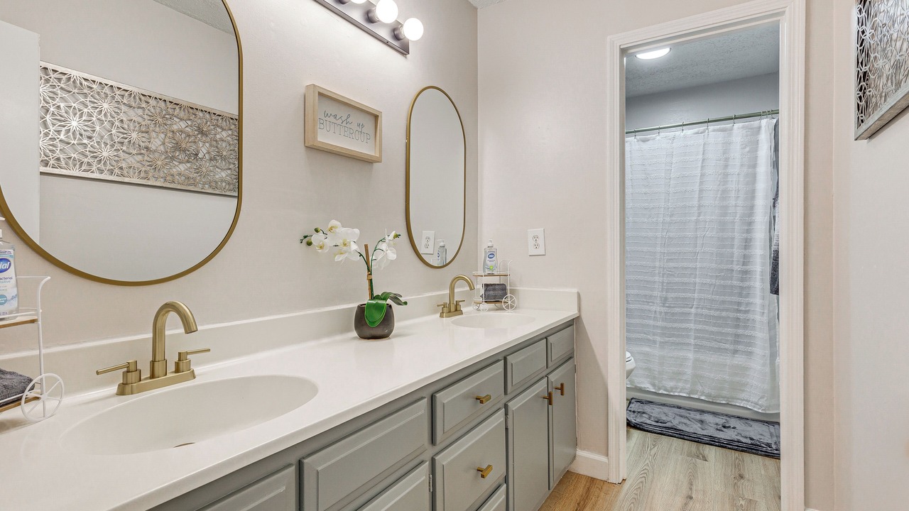 Photo of Bathroom in Daphne