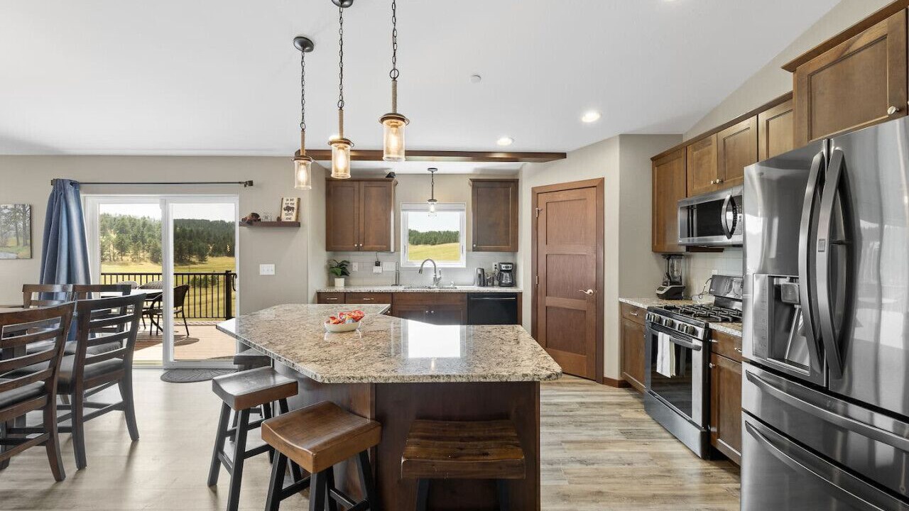 Photo of Kitchen in Colonial Pine Hills
