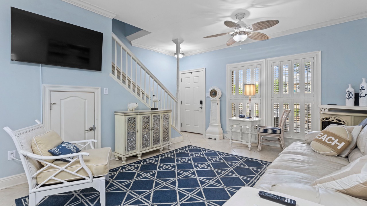 Photo of Livingroom in Long Beach