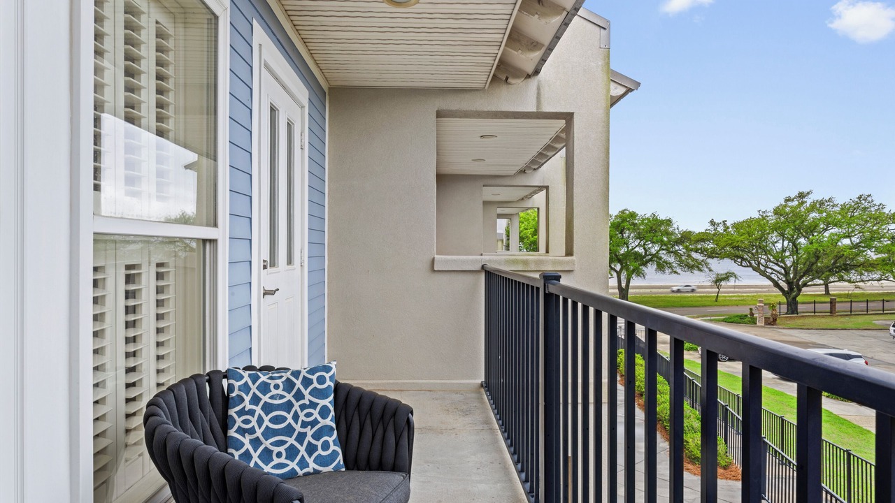 Photo of Patio Balcony in Long Beach
