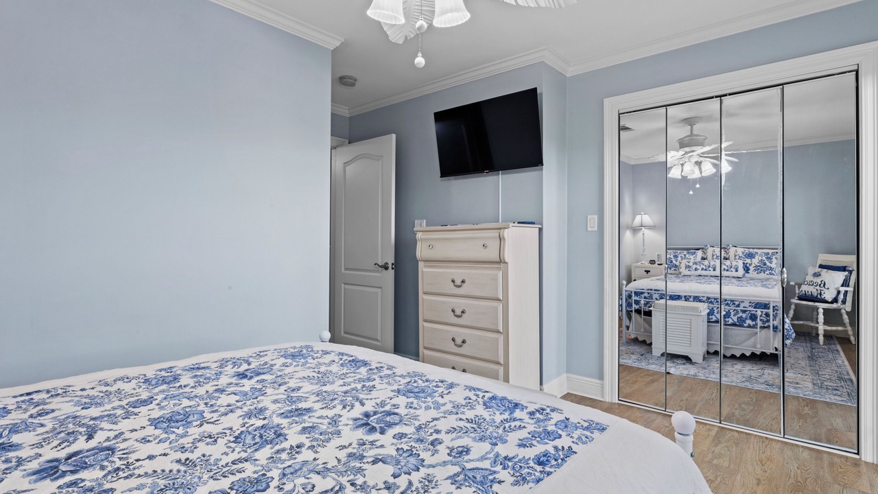 Photo of Bedroom in Long Beach