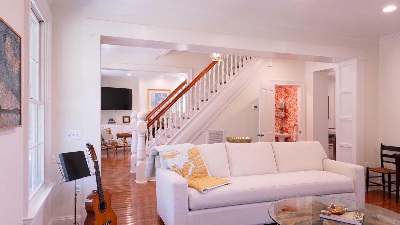 Photo of Livingroom in McDaniel
