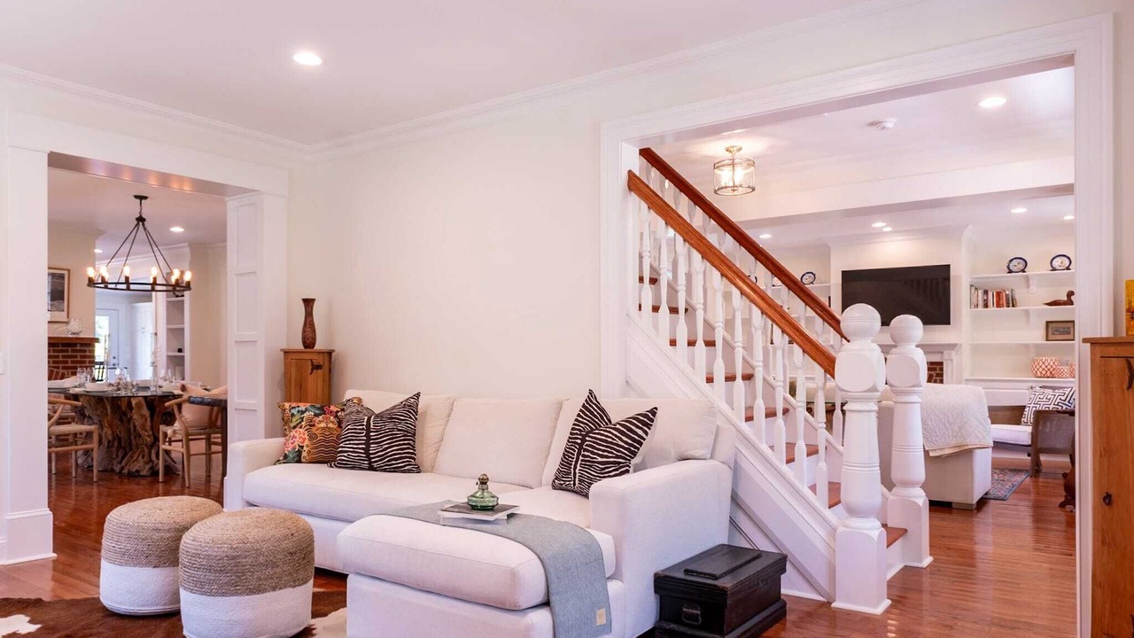 Photo of Livingroom in McDaniel