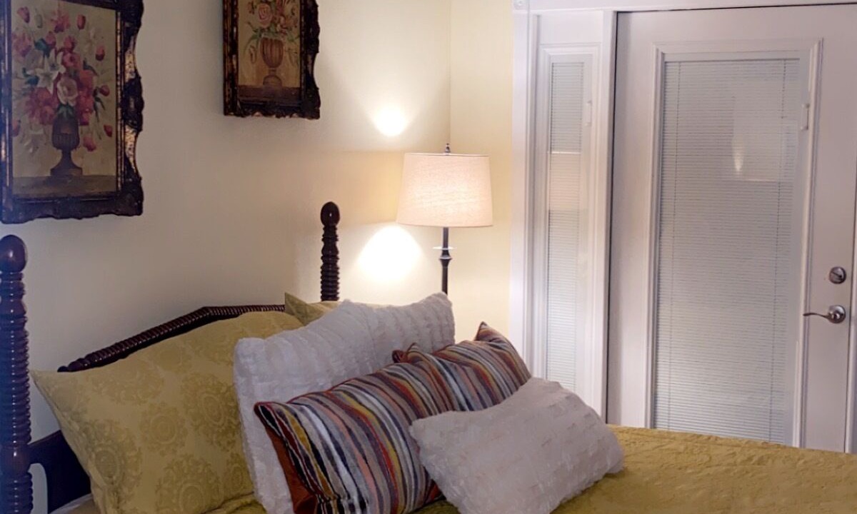 Photo of Bedroom in Ocean Springs