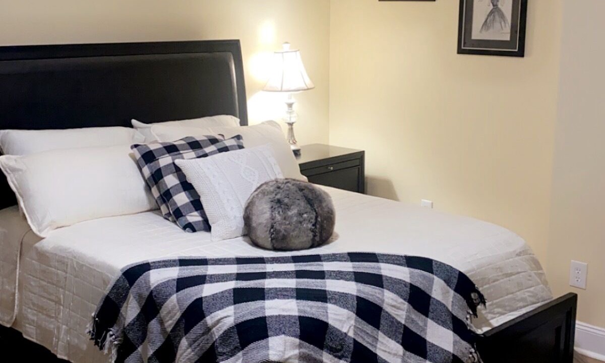 Photo of Bedroom in Ocean Springs