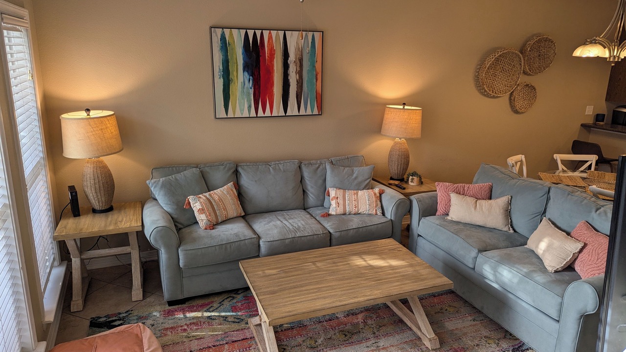 Photo of Livingroom in Long Beach