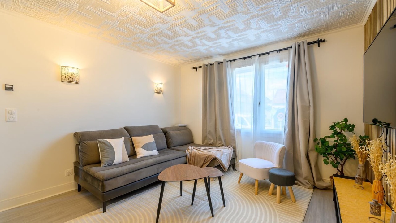 Photo of Livingroom in Goussainville