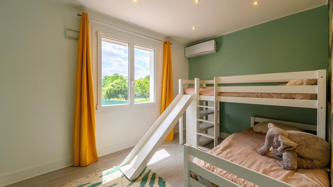 Photo of Bedroom in Goussainville