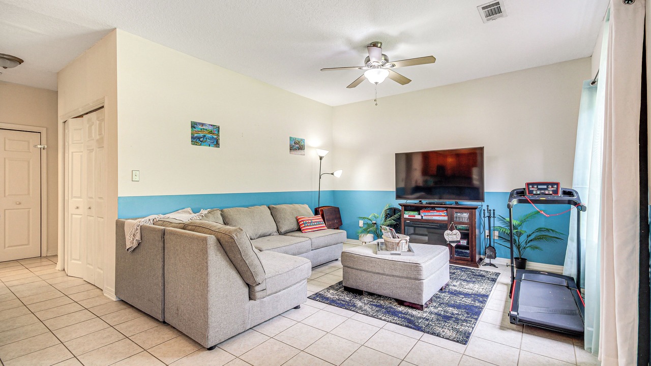 Photo of Livingroom in Biloxi